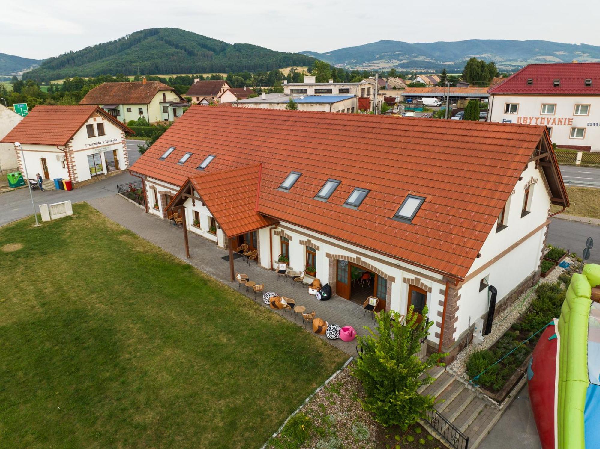 Rezort Masarykov Dvor Pstrusa Zewnętrze zdjęcie