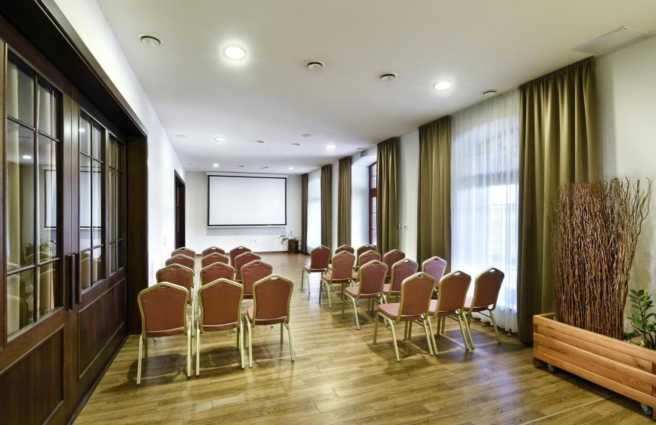 Rezort Masarykov Dvor Pstrusa Zewnętrze zdjęcie
